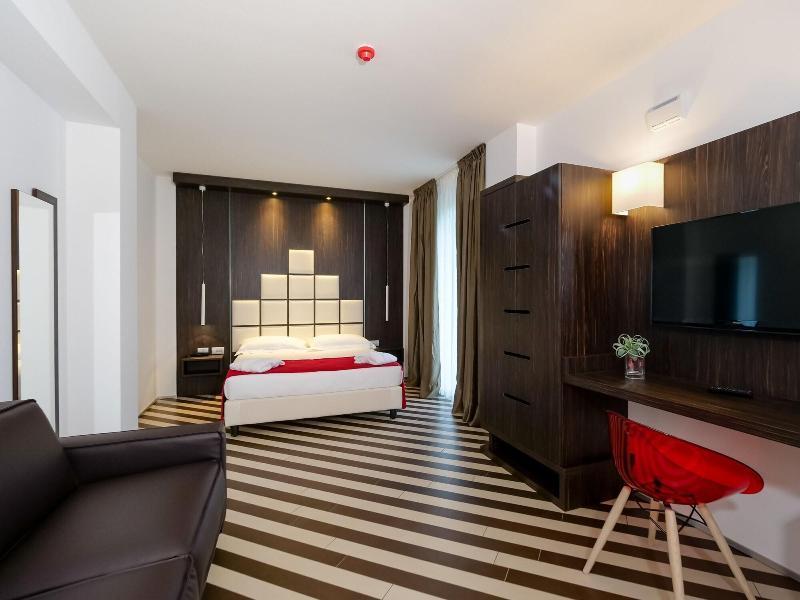 Dan Hotel Riccione Extérieur photo