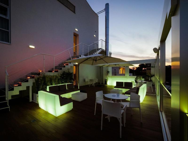 Dan Hotel Riccione Extérieur photo