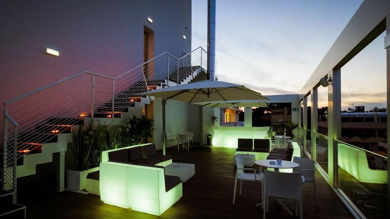 Dan Hotel Riccione Extérieur photo