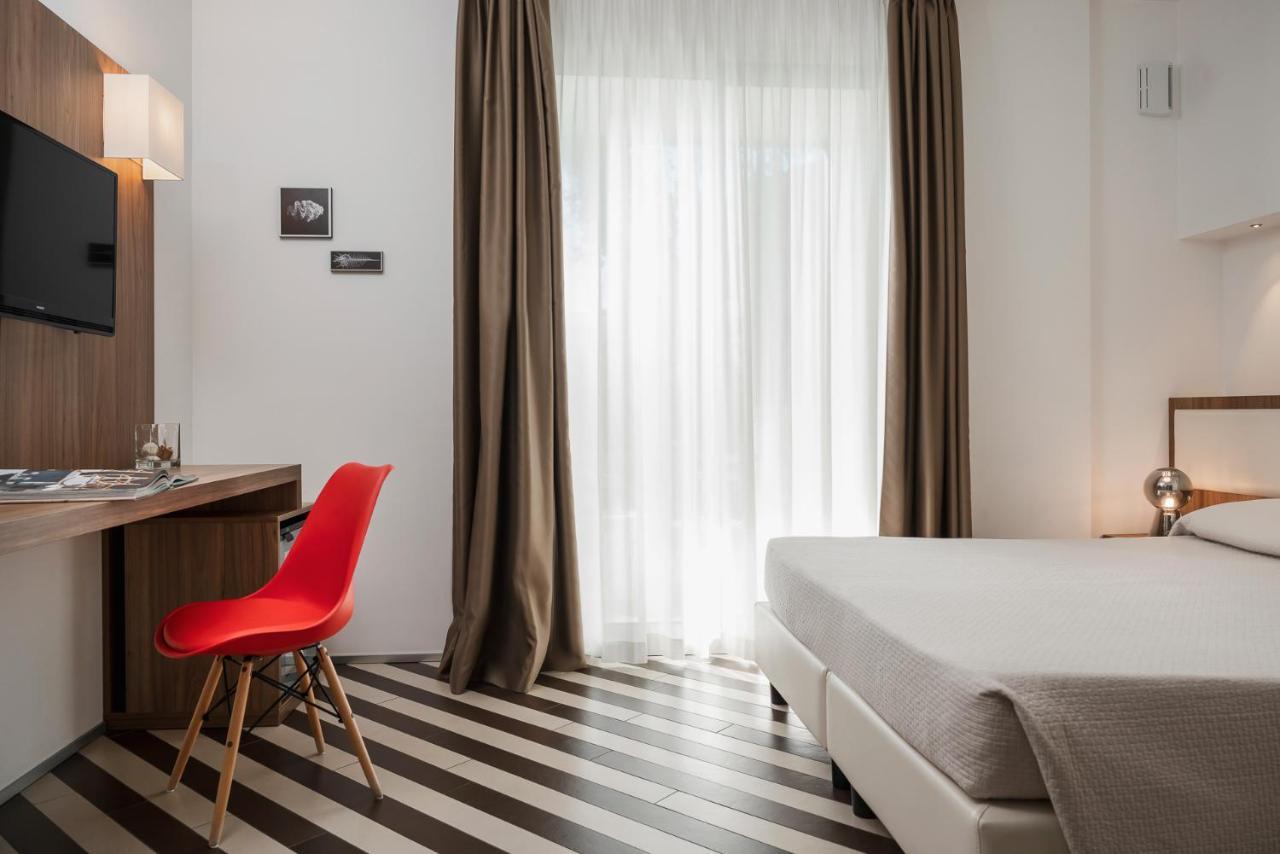 Dan Hotel Riccione Extérieur photo