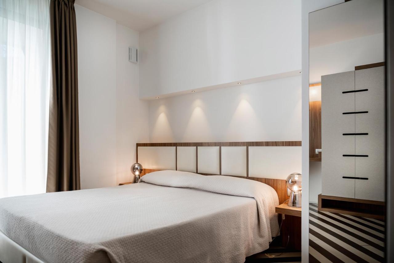 Dan Hotel Riccione Extérieur photo